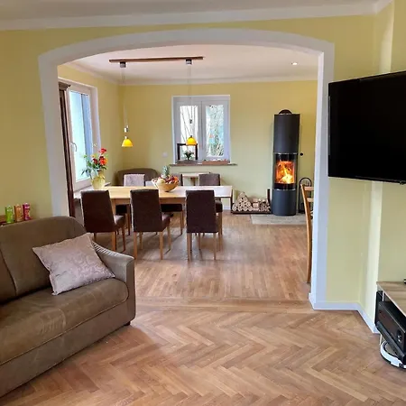 Holiday home - Freistehendes Fuer 2-6 Personen